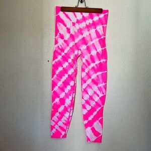 PINK SEAMLESS LEGGINGS